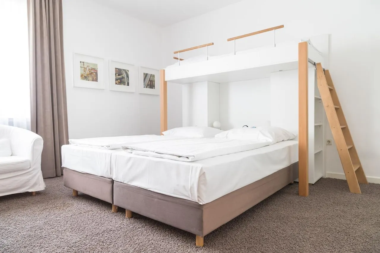 ***  Max Hotel Duesseldorf Self-Check-In Германия