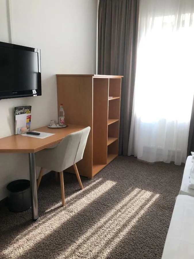 Max Hotel Duesseldorf Self-Check-In