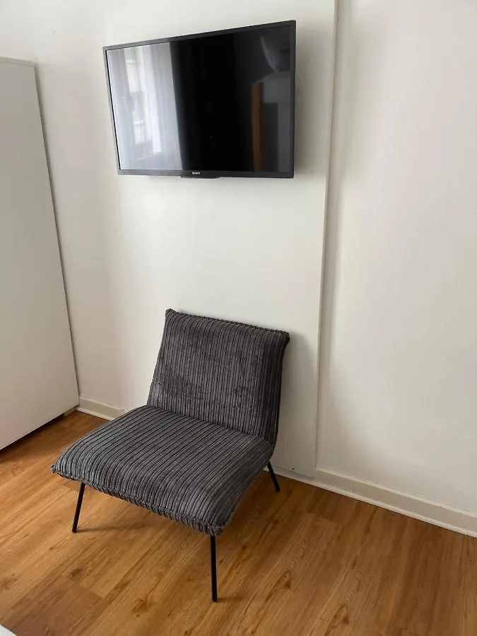 Max Hotel Duesseldorf Self-Check-In 3*, Düsseldorf